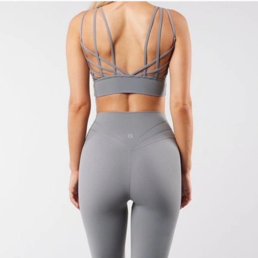 NWT Buffbunny Legacy Nubre Legging Grey Medium
